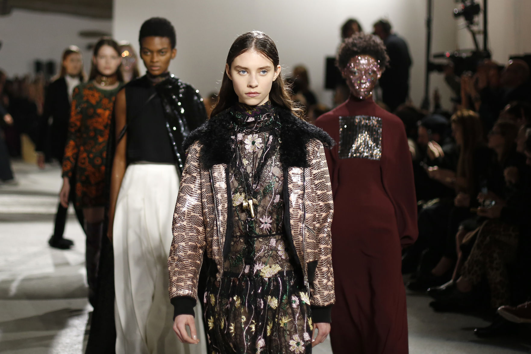 Paris Fashion Valli
